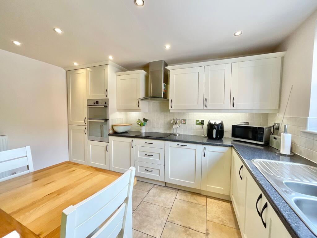 Apartment in Nantwich, Cheshire East - View 3