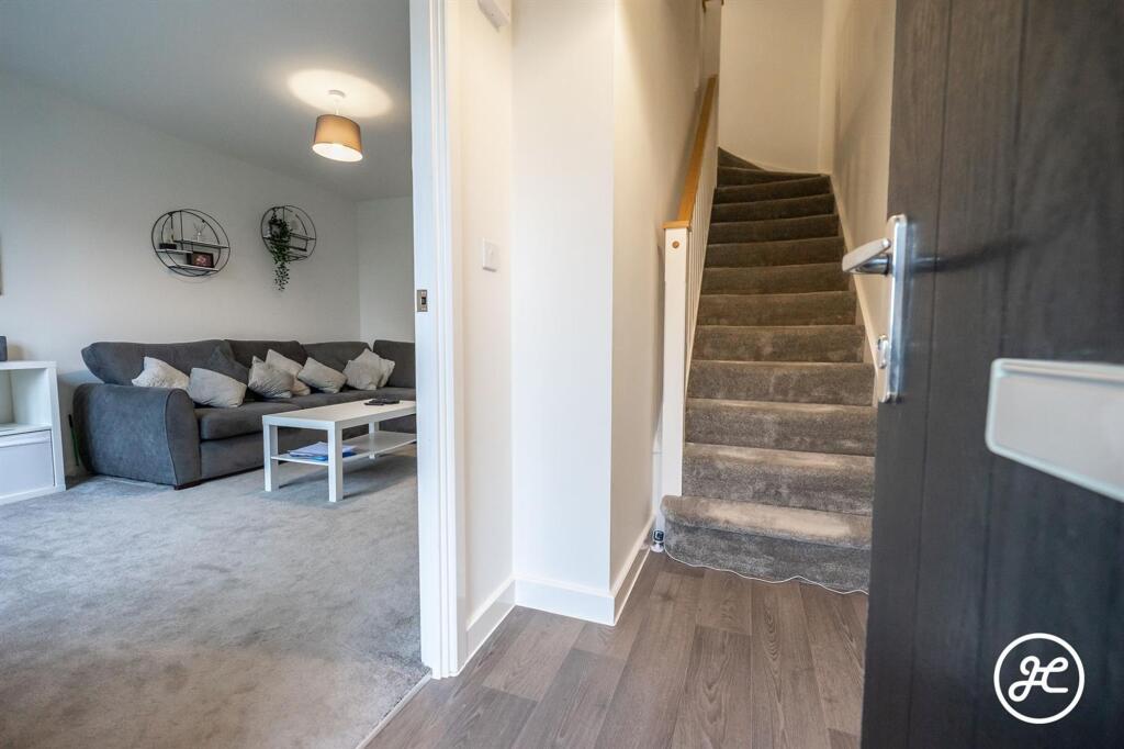 Daffodil Place, Bridgwater, TA5 photo 3
