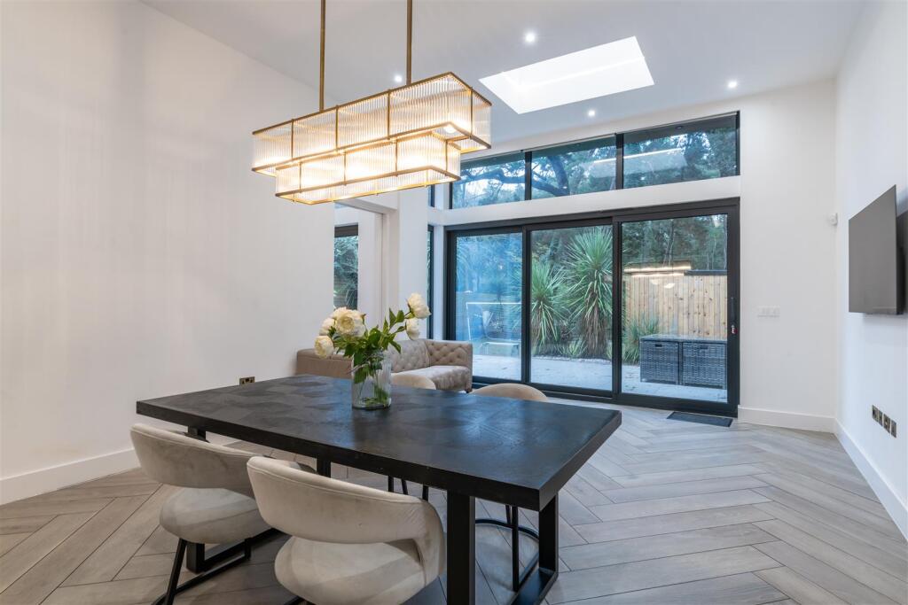 Additional image 3 of Minterne Road, Evening Hill