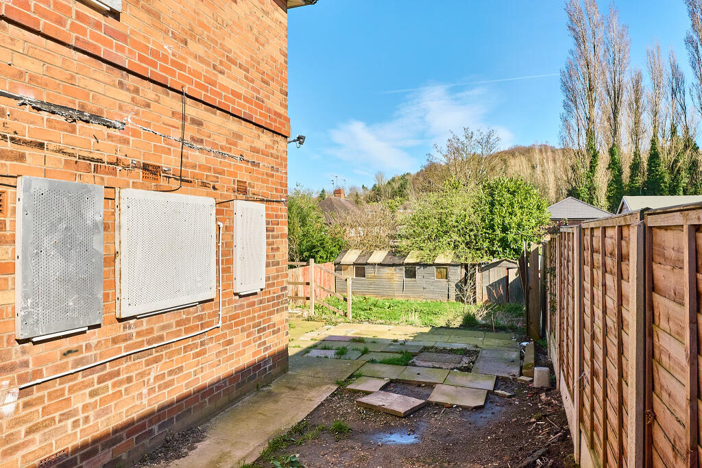 74 Church Parade, Oakengates, Telford, Shropshire TF2 6EX photo 3