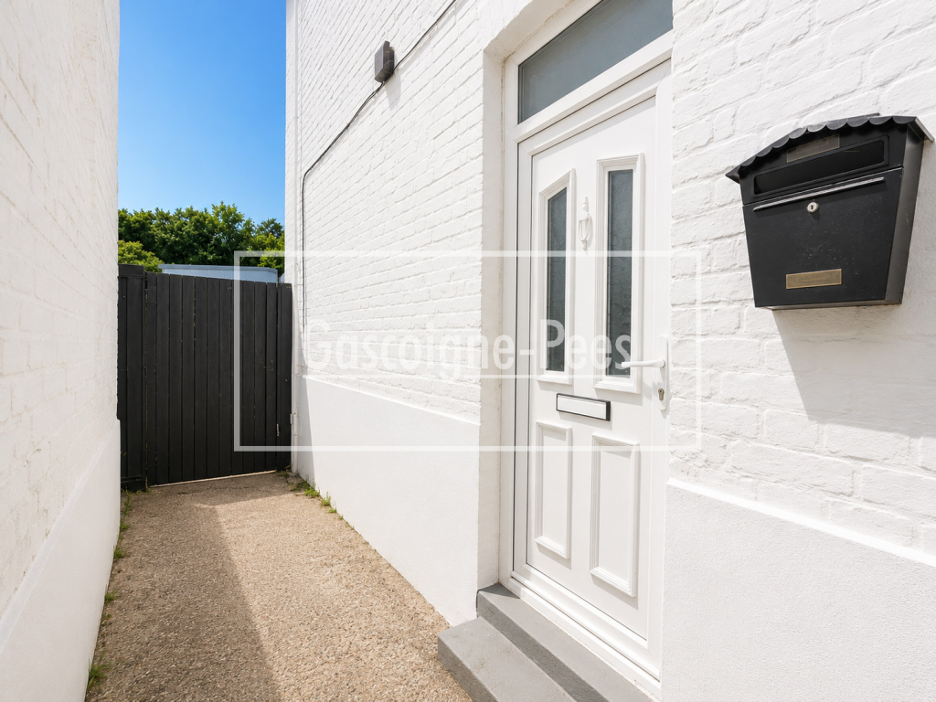 Main image of property: Worplesdon Road, Guildford
