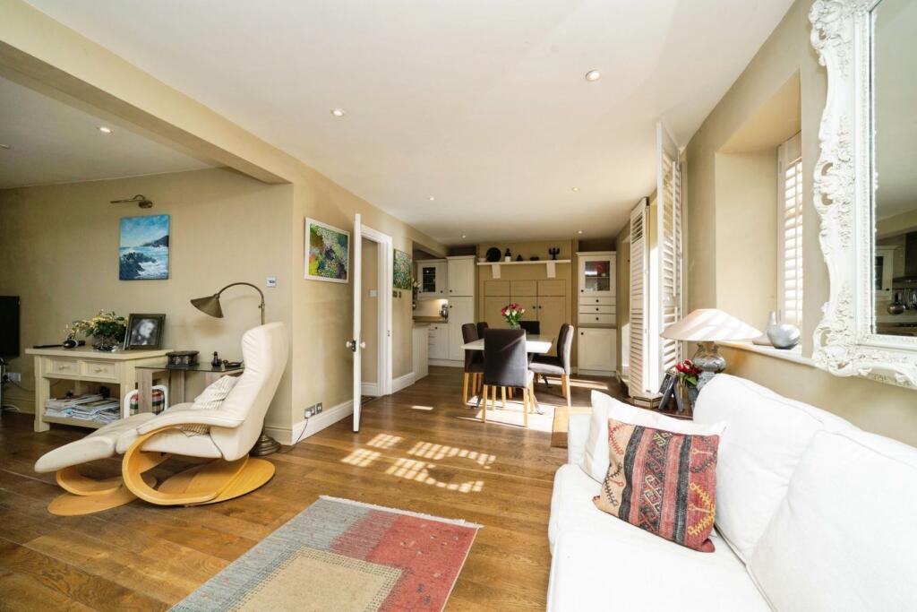 House in Torquay - View 4