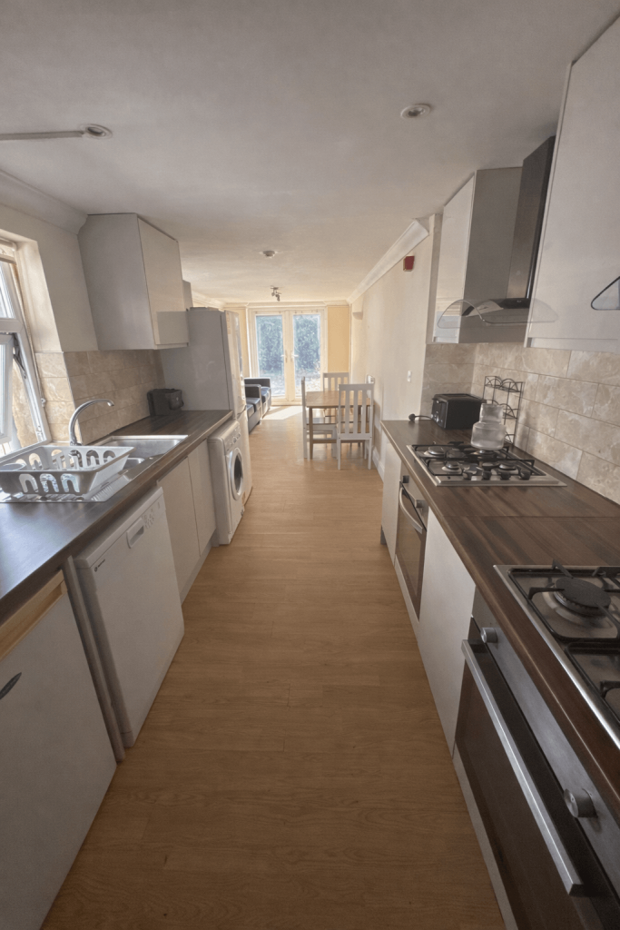 Main image of property: Cathays, CF24 4JG