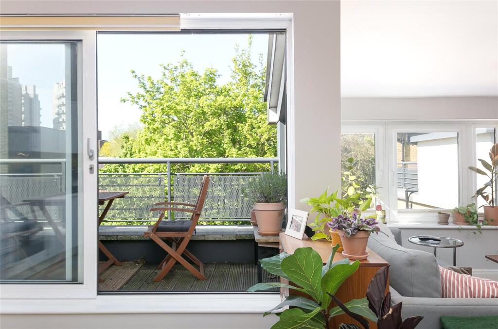 2 bedroom duplex for rent
