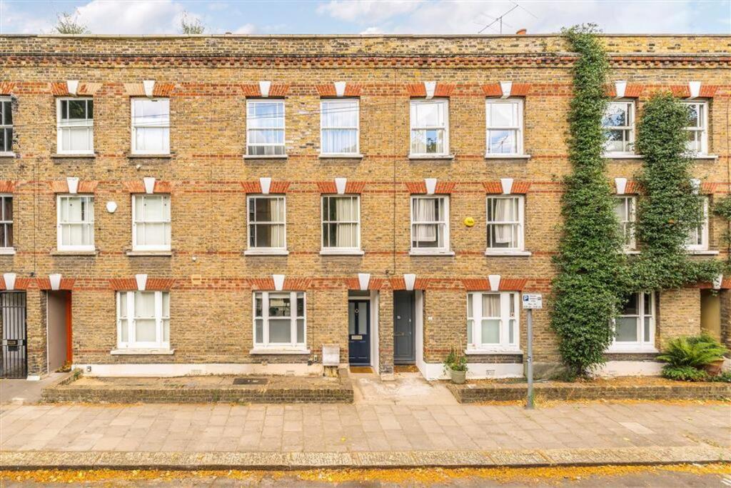 Main image of property: Henshaw Street, Walworth
