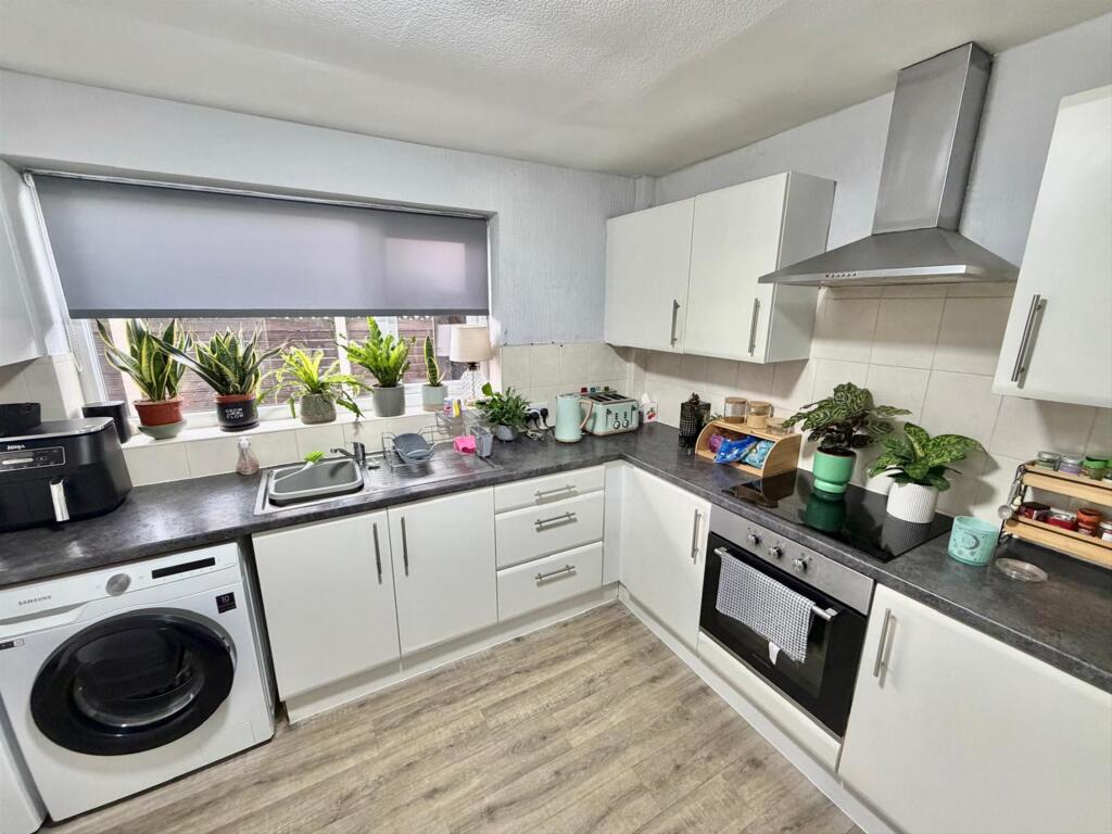 House in Preston - View 5