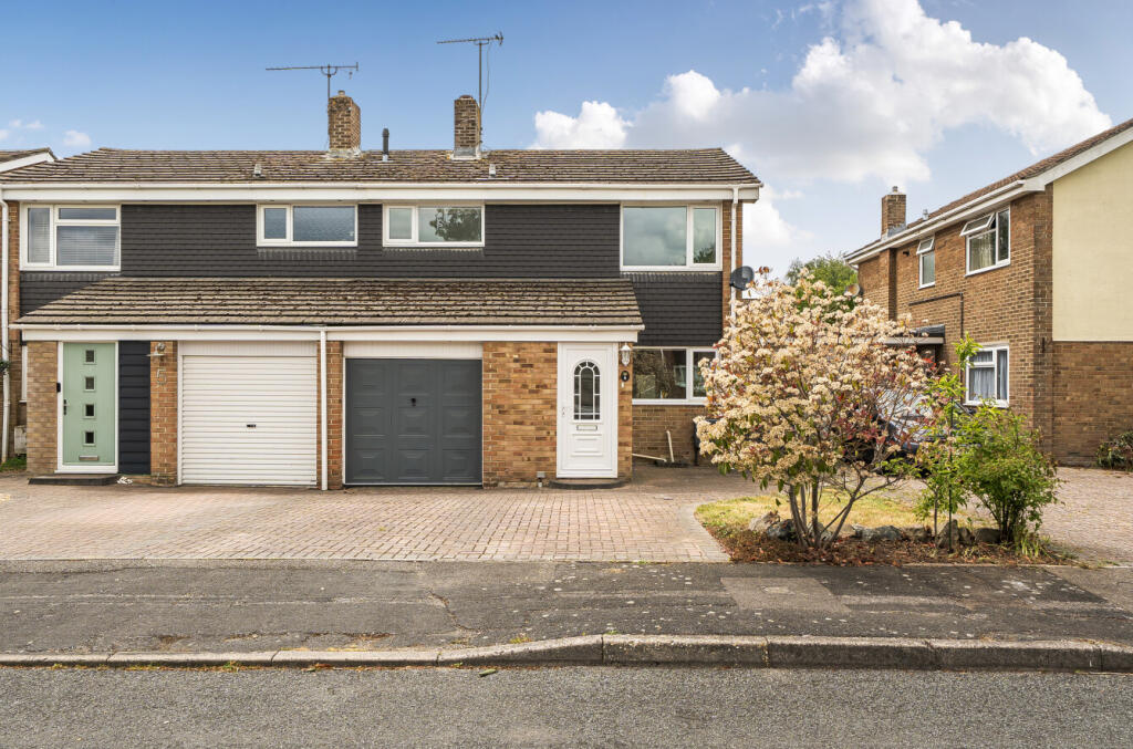 Main image of property: Chaucer Close, South Wonston, Winchester, Hampshire, SO21
