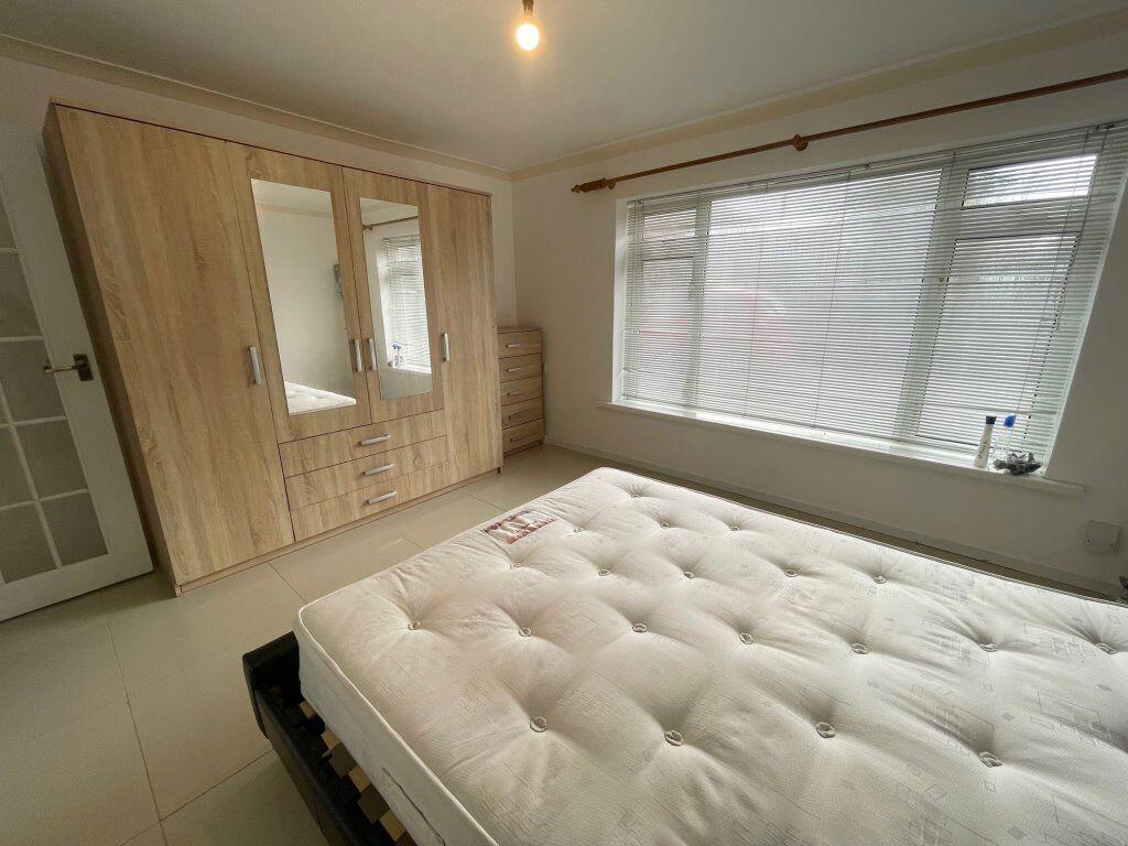 Main image of property: MILTON ROAD, Bournemouth (p02534)