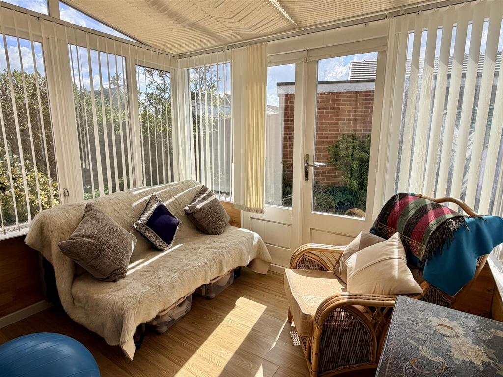 House in Fylde, Lytham - More