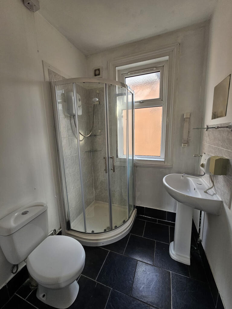 Hinckley Road, LE3 0UX - View 5