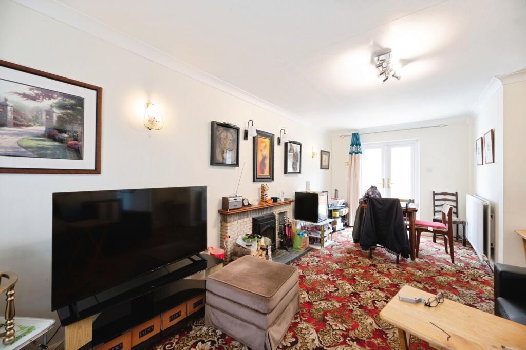 House in Havant, Hampshire - View 5
