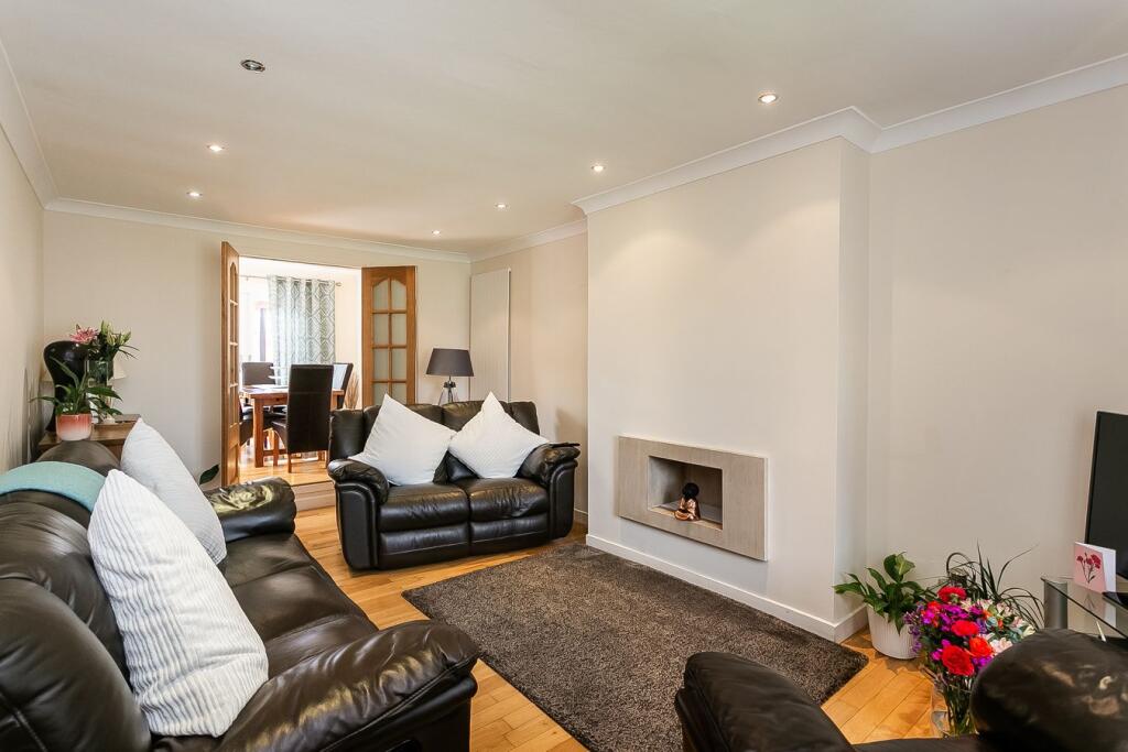 House in Penicuik, Ladywood - View 3