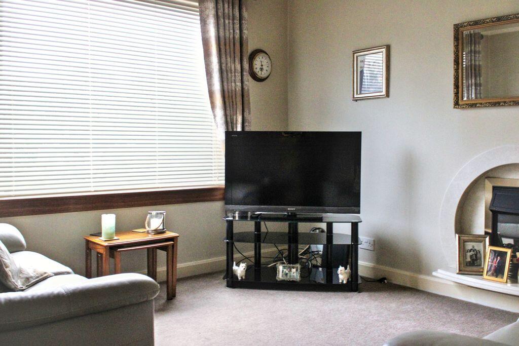 29 Dunmar Crescent, Alloa FK10 2EJ photo 2