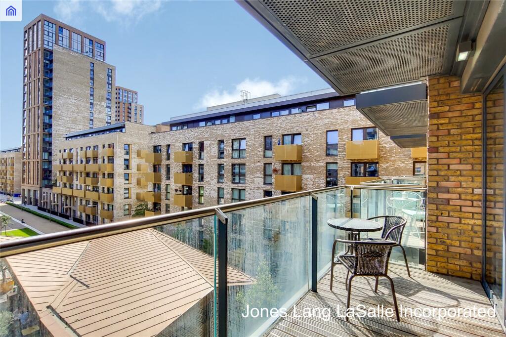 1-bed flat on Seafarer Way London SE16, £360,000