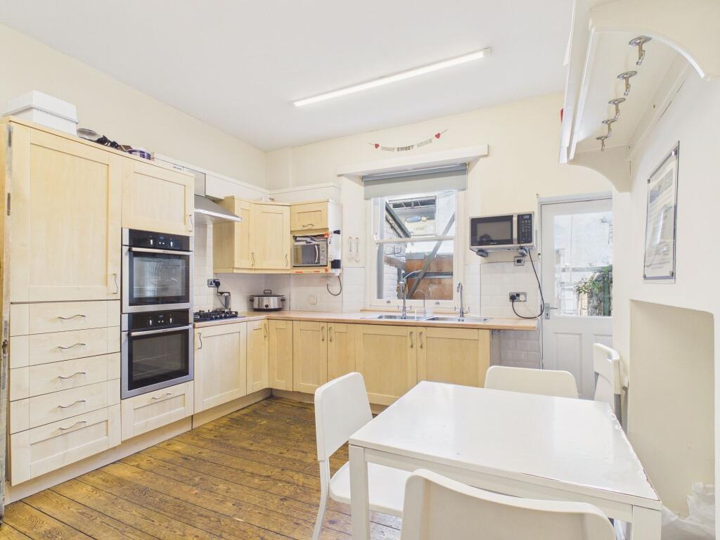 Woodbine Terrace, Gateshead, NE8 - View 2