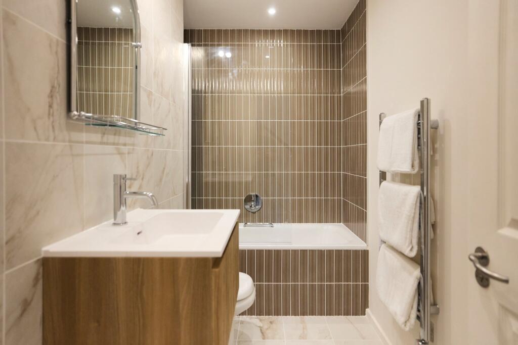 House in London, City of Westminster - View 5