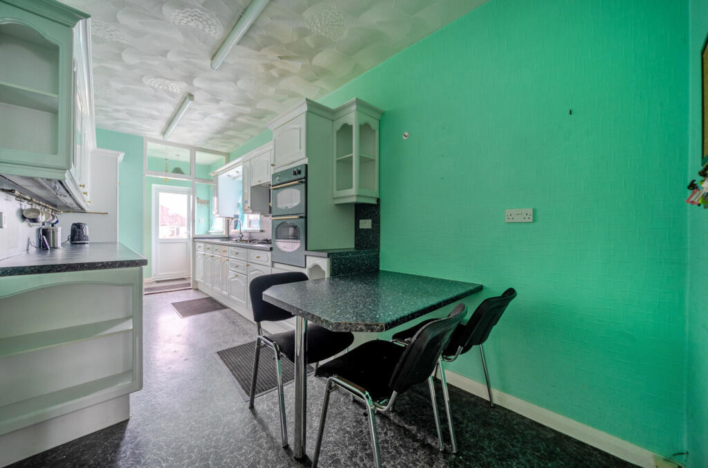House in Portsmouth - View 3