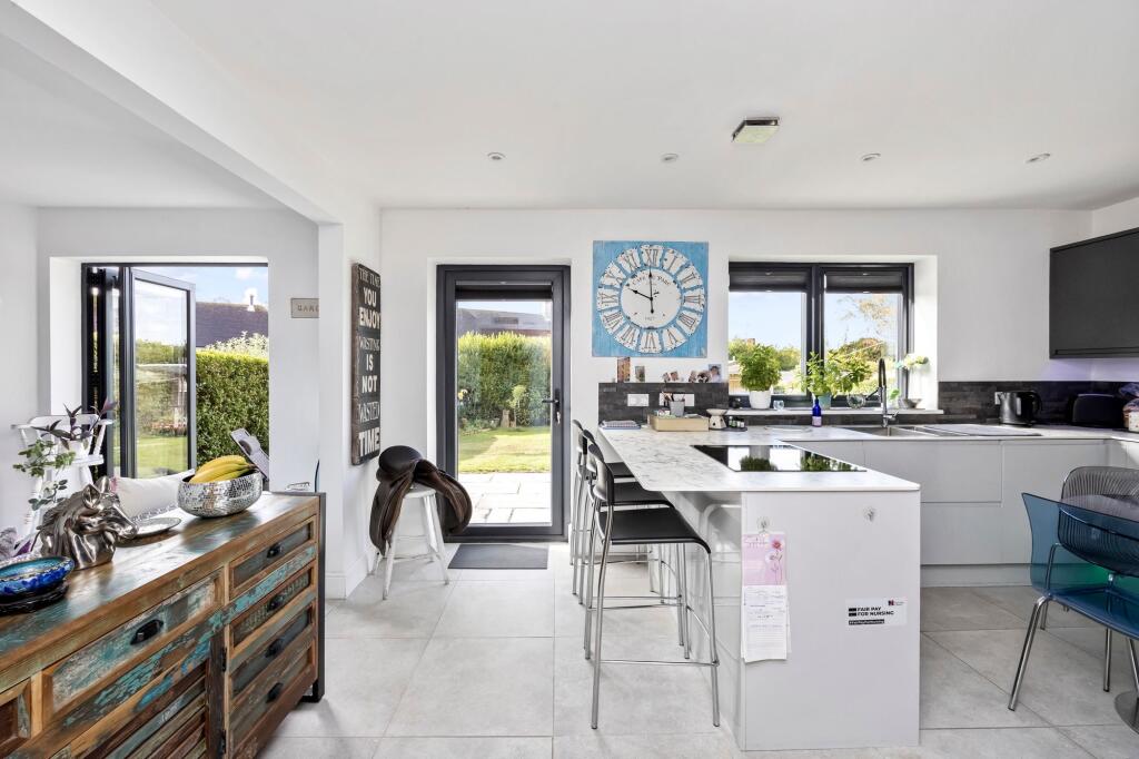 House in Brighton - View 5