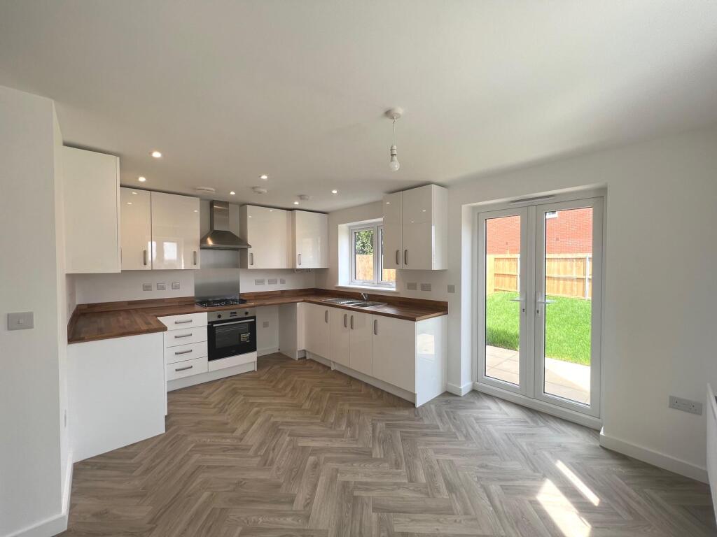 Lewsley Drive, Somercotes, Alfreton photo 4