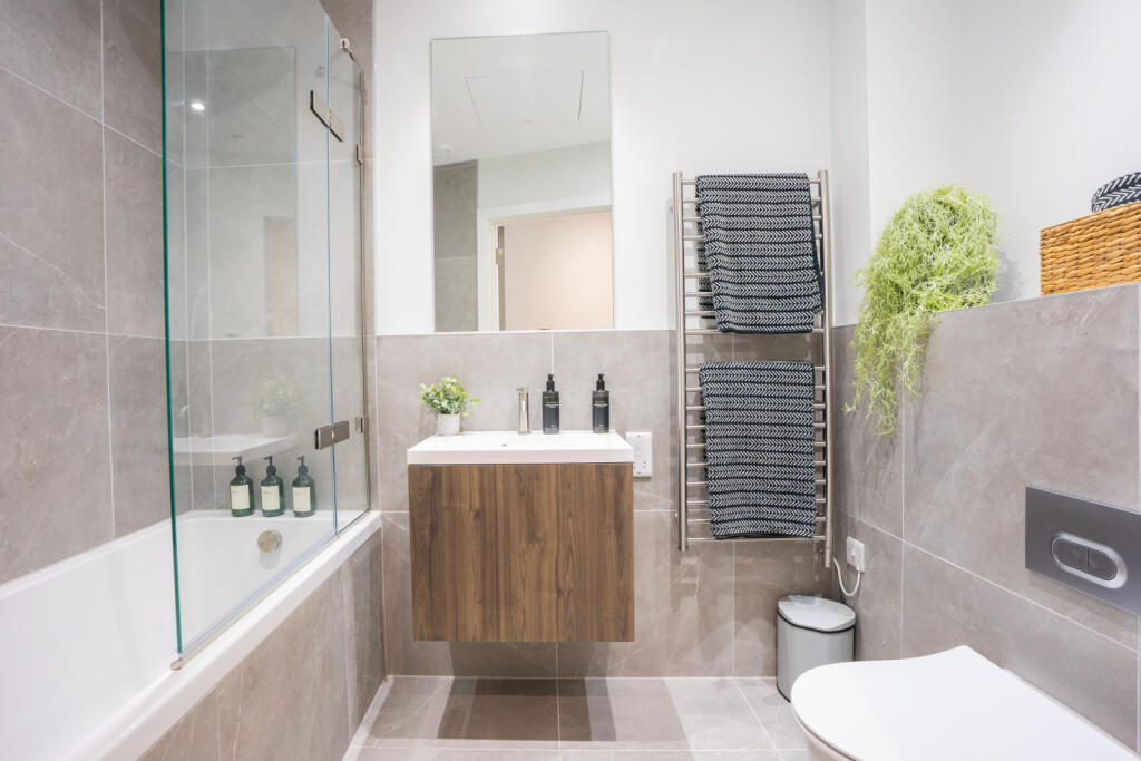 Additional image 14 of Martello Road South, Canford Cliffs, Poole, Dorset, BH13