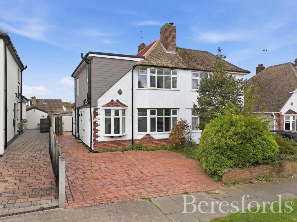 Main image of property: Longfield Road, Chelmsford, CM2