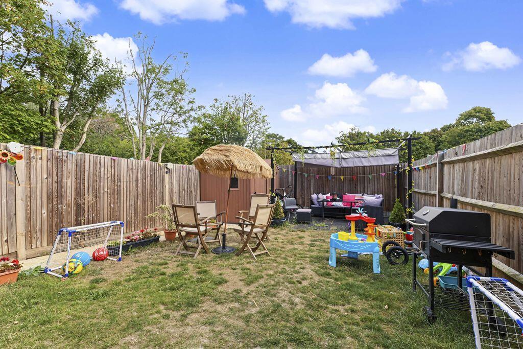 House in Dacorum, Northchurch - View 4