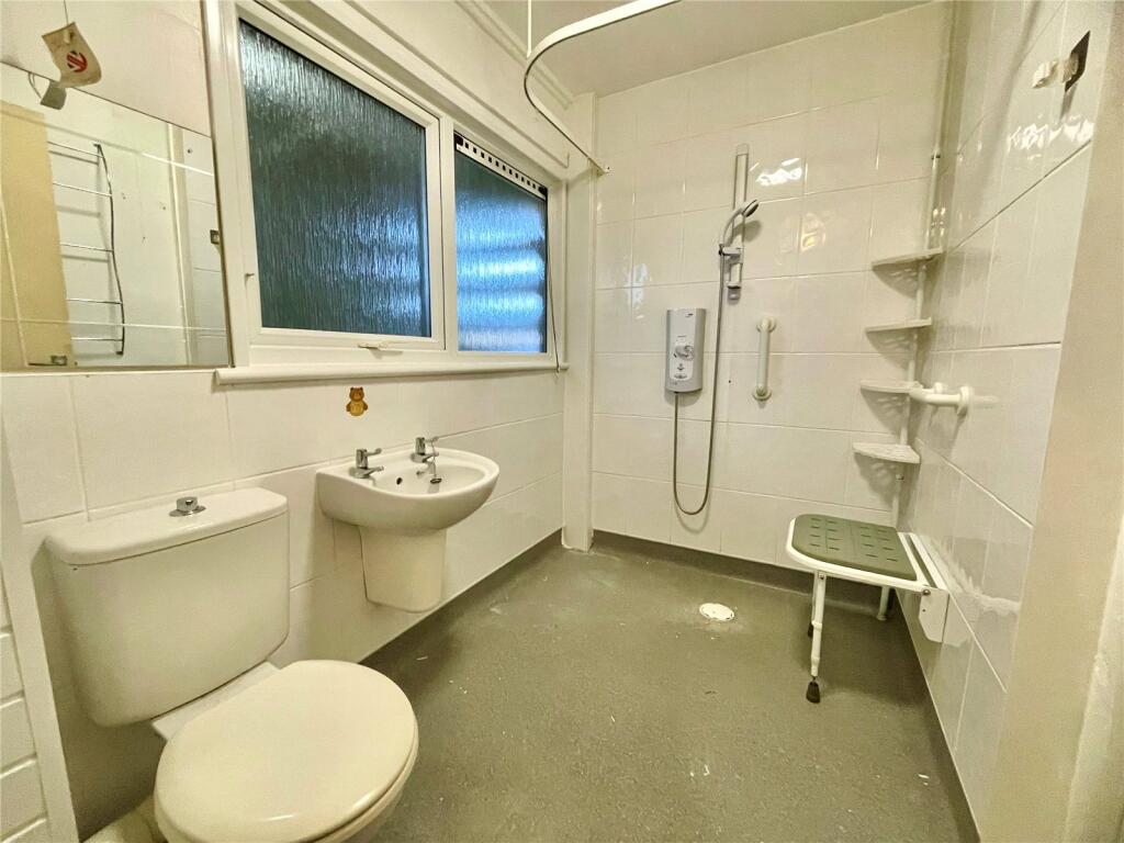 Apartment in Preston, Ingol and Tanterton - More