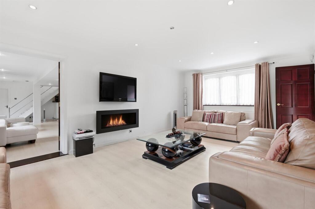 Bromley Lane, Chislehurst, BR7 photo 5