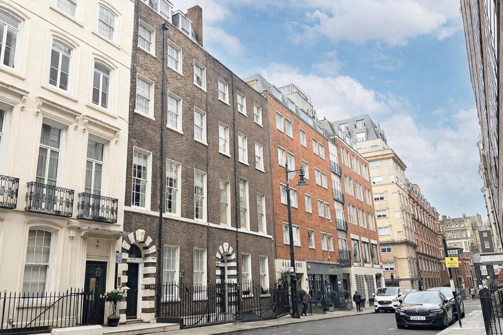 Main image of property: 33 Clarges Street, Mayfair, W1J 7EQ