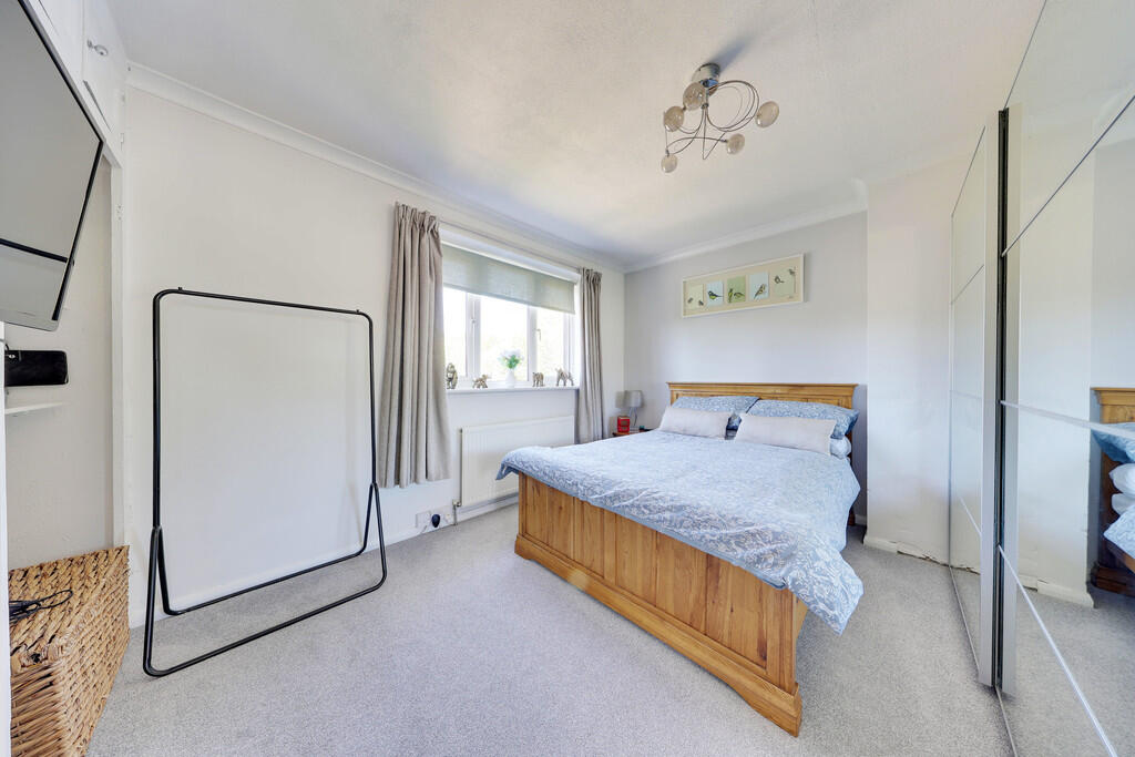 House in London - View 6