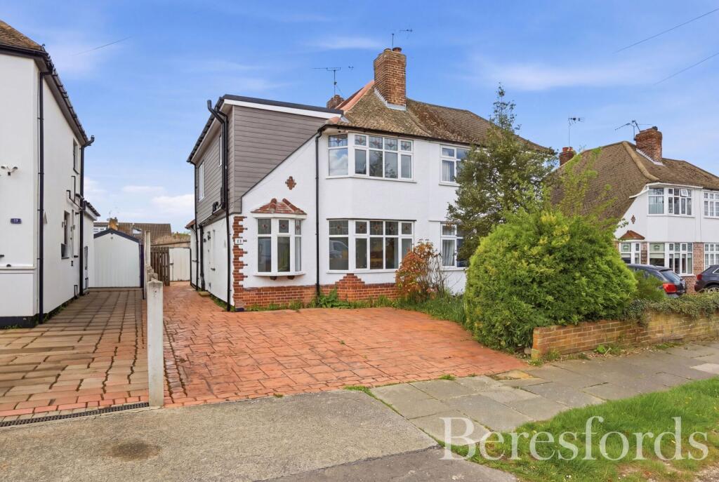 Main image of property: Longfield Road, Chelmsford, CM2