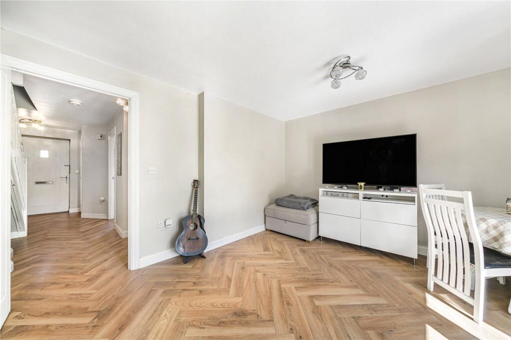 House in Dartford - View 3