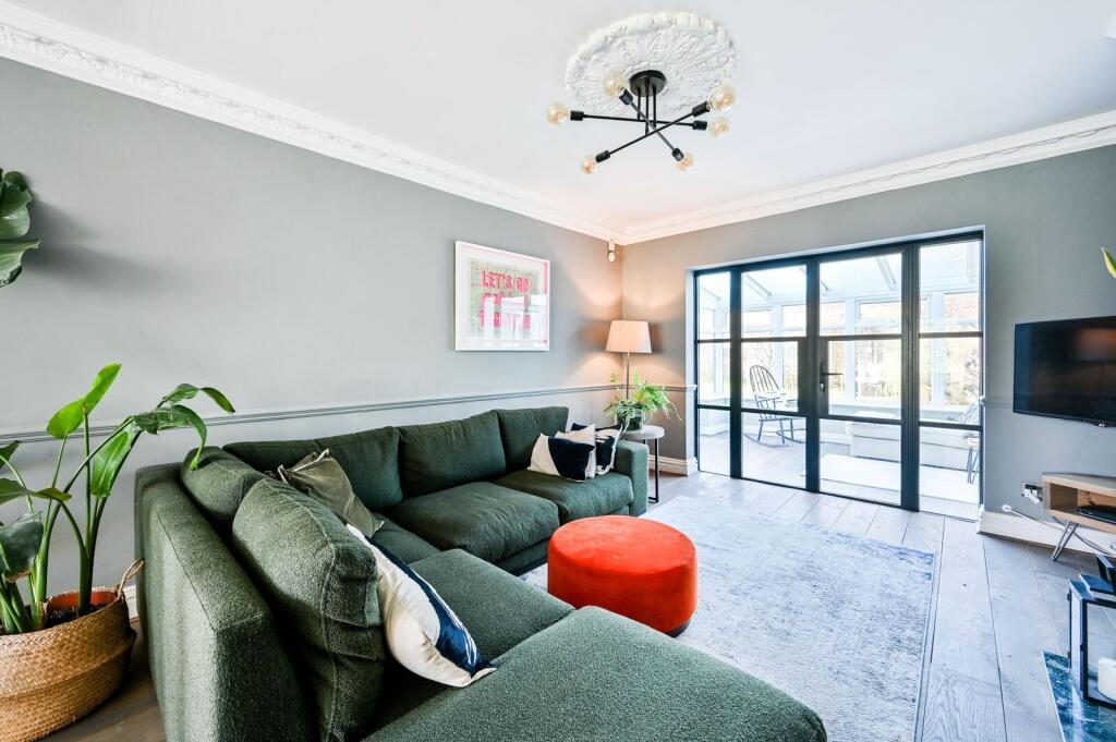 House in London - View 4