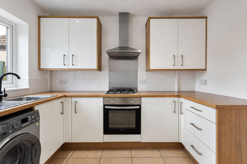 House in Hibaldstow, North Lincolnshire - More