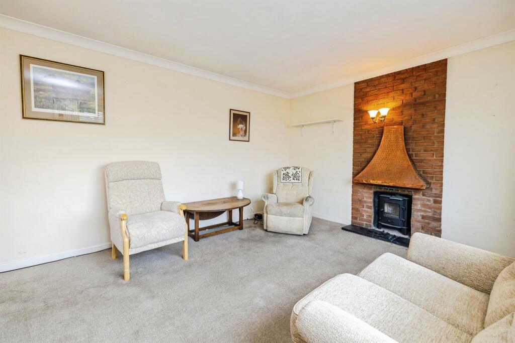 Oakfield, Saxilby, Lincoln photo 4