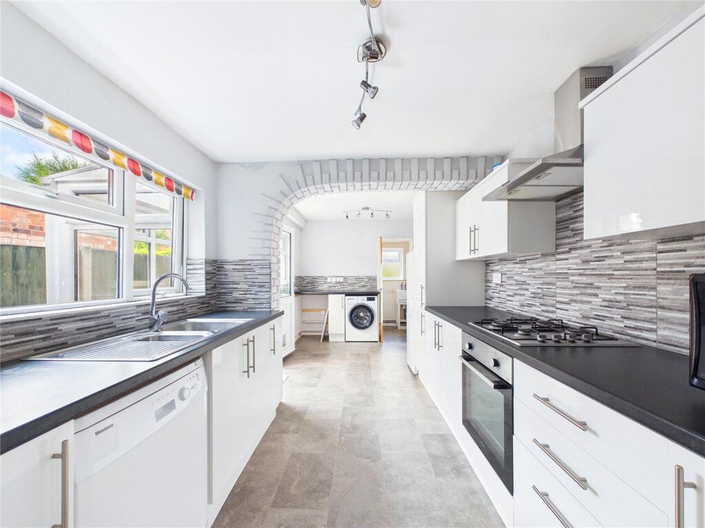Merton Road, Malvern, Worcestershire, WR14 photo 4