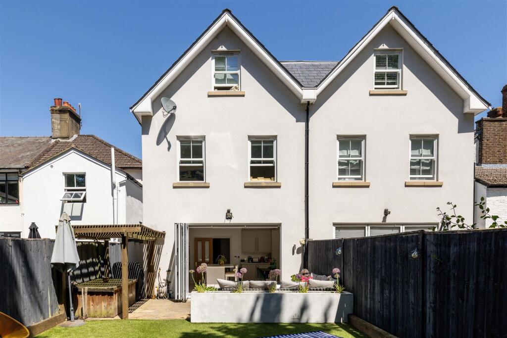 Main image of property: Holmesdale Road, Reigate