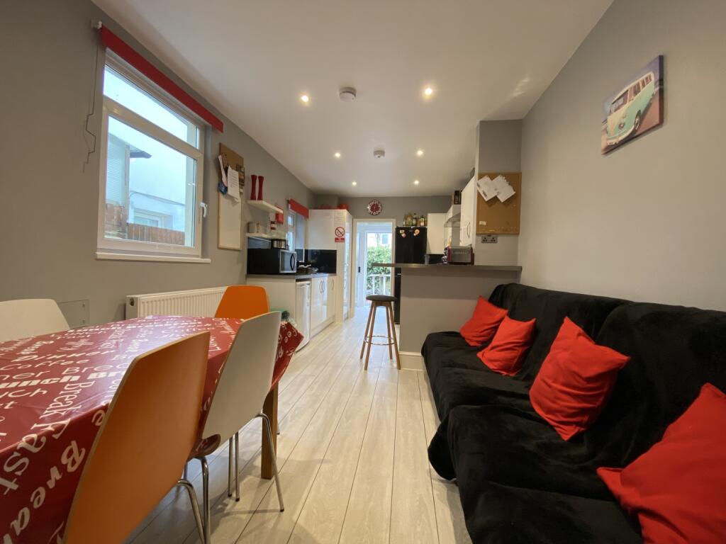 House in Cardiff, Cathays - View 2