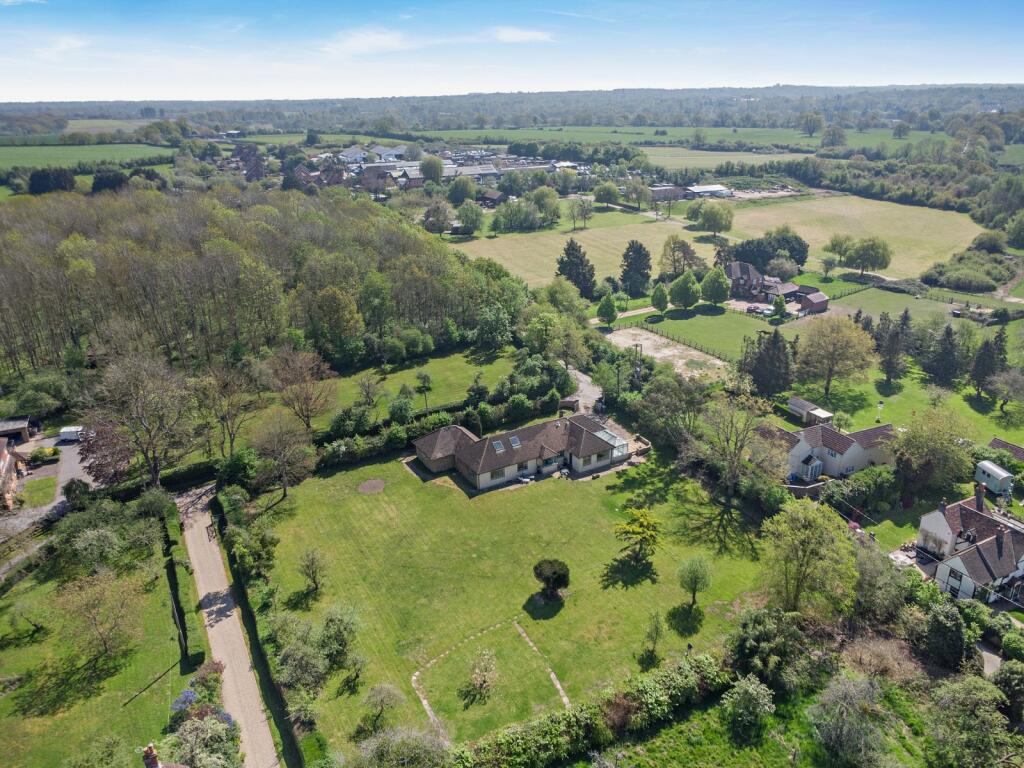 Main image of property: Tickleback Row, Warfield, Bracknell, Berkshire
