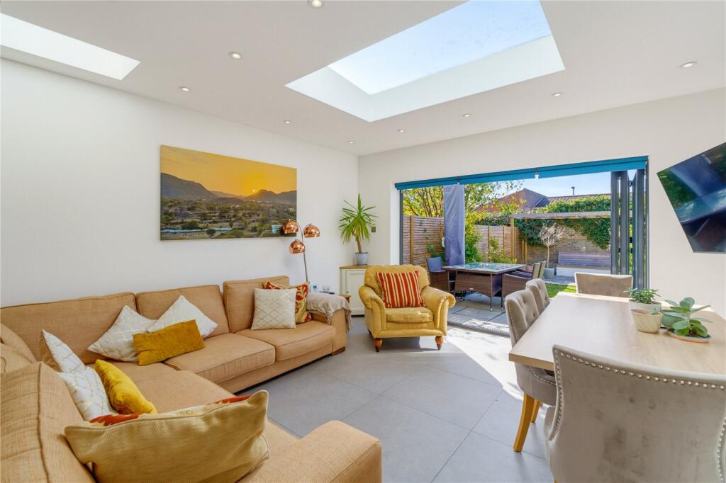 House in London, Earlsfield - View 2