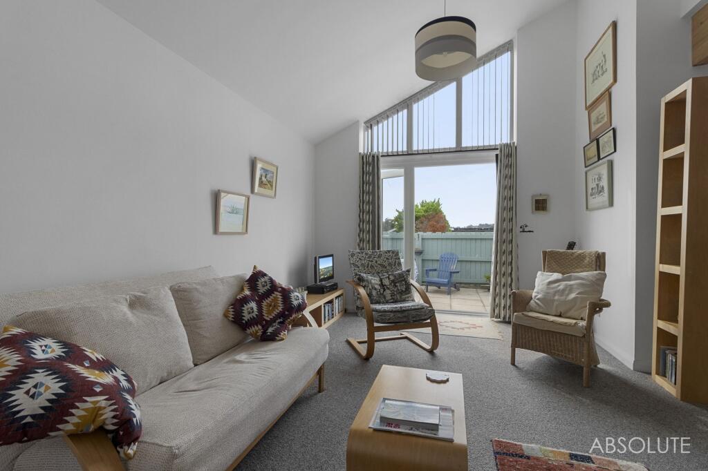 House in Torquay - More