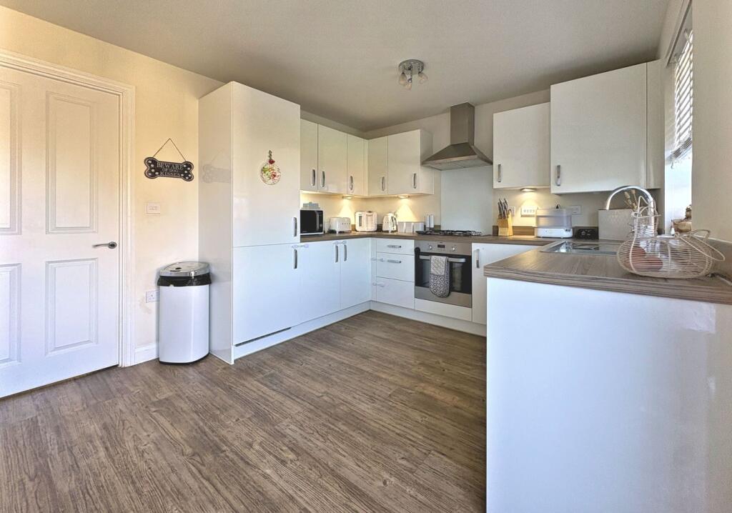 House in Charfield, Charfield Gardens - View 4