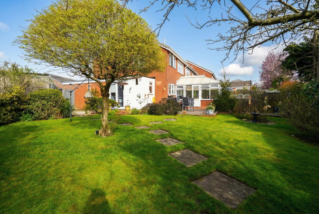 Additional image 19 of Saxon Wood Road, Cheswick Green