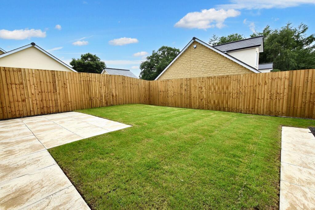 2 Bed Semi-Detached Dormer Bungalow, Oak Tree Drive, Barrow BB7 photo 4