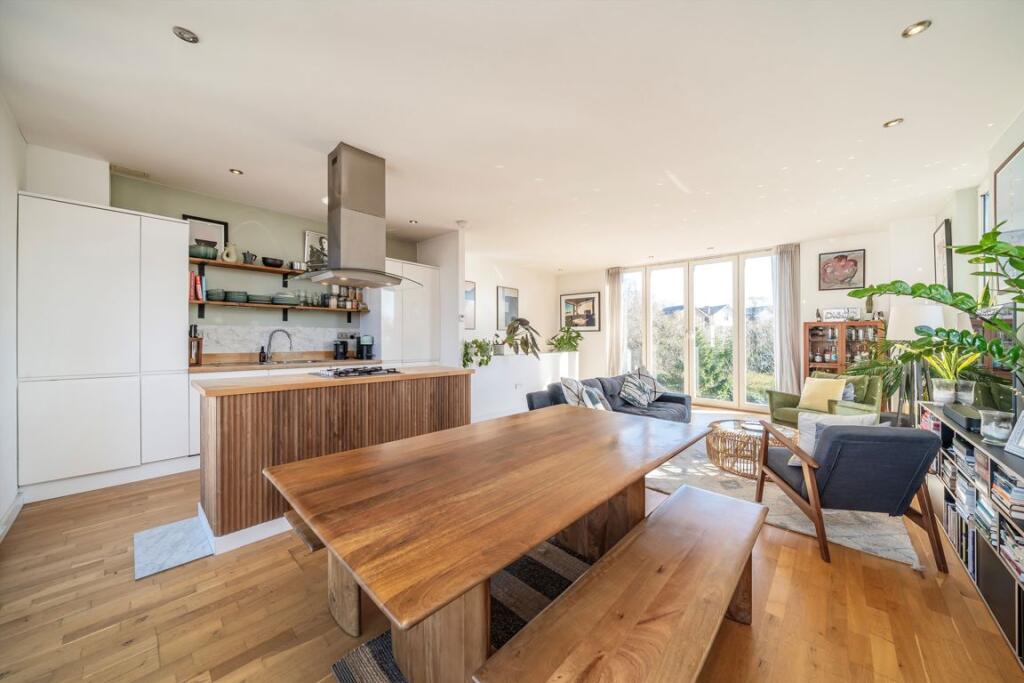 Apartment in London - View 4