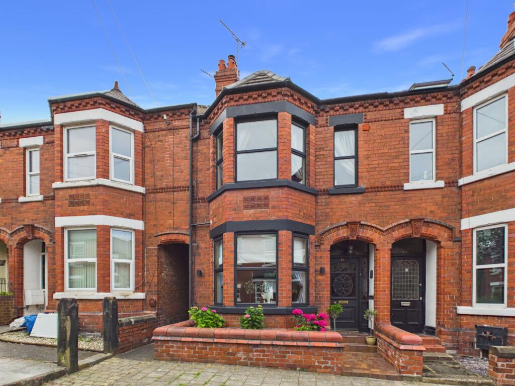 Main image of property: Moss Bank, Chester, CH1