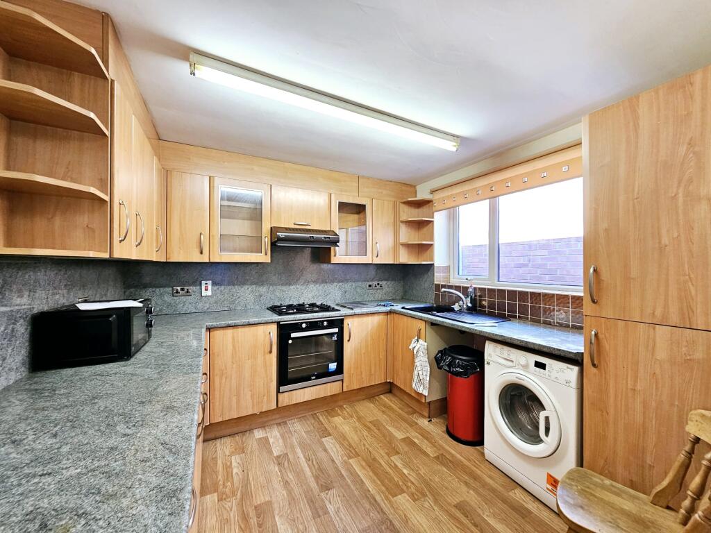 House in Scarborough, The Old Town - View 5