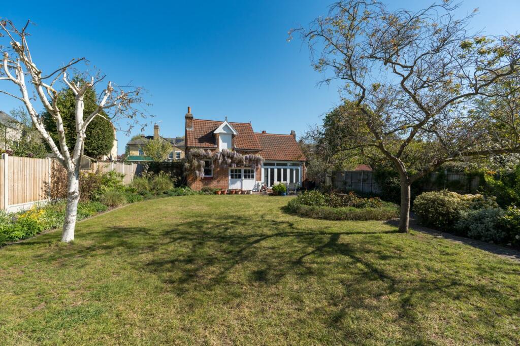 17, Inglis Road, Lexden, Colchester, Essex, CO3 photo 4