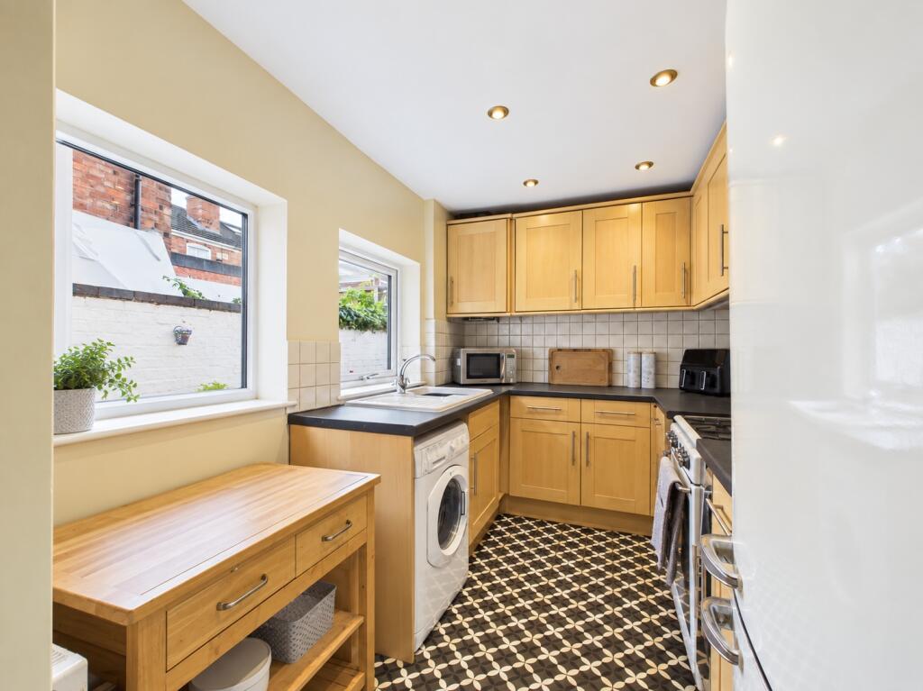 House in Worcester, Worcestershire - View 3