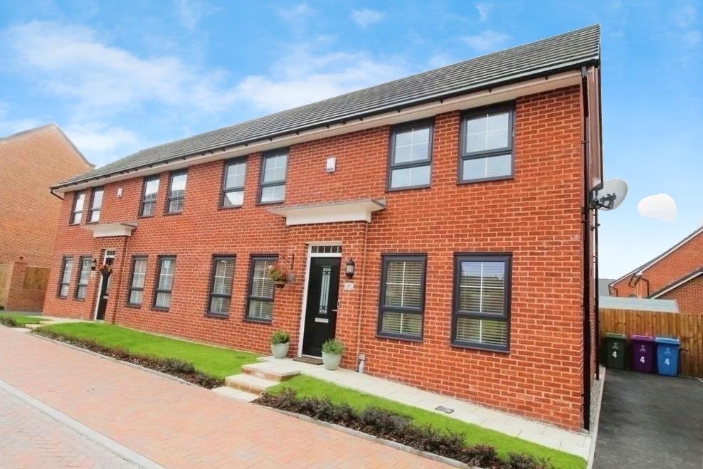 3-bed semi-detached on Watchfield Close, Liverpool, L24, £250,000